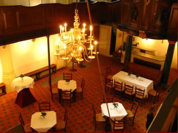 Foto's van diners en recepties in de Waalse Kerk Breda