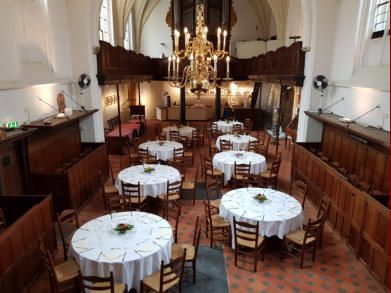 Foto's van diners en recepties in de Waalse Kerk Breda