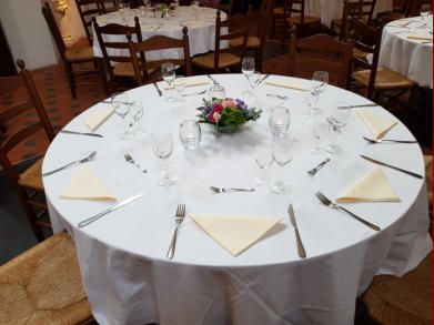 Foto's van diners en recepties in de Waalse Kerk Breda