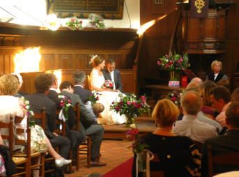 Foto's van huwelijken in de Waalse Kerk Breda