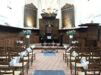 Foto's van huwelijken in de Waalse Kerk Breda